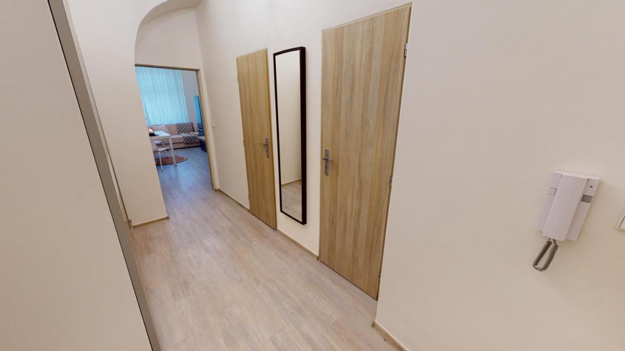 Appartement Viaducto De Karlin - Aparment à Prague Extérieur photo
